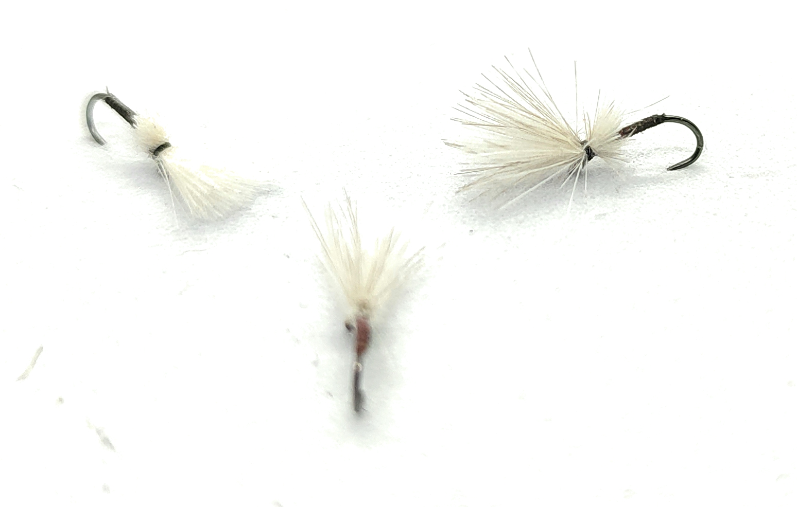 Midge Shuttle Black & White mosca artificiale secca #16 #18 #20